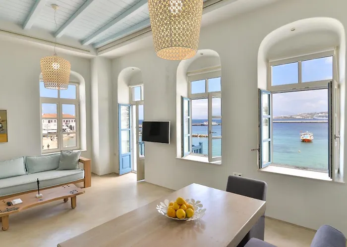 White Memories, Seafront Luxury Apartment Mykonos